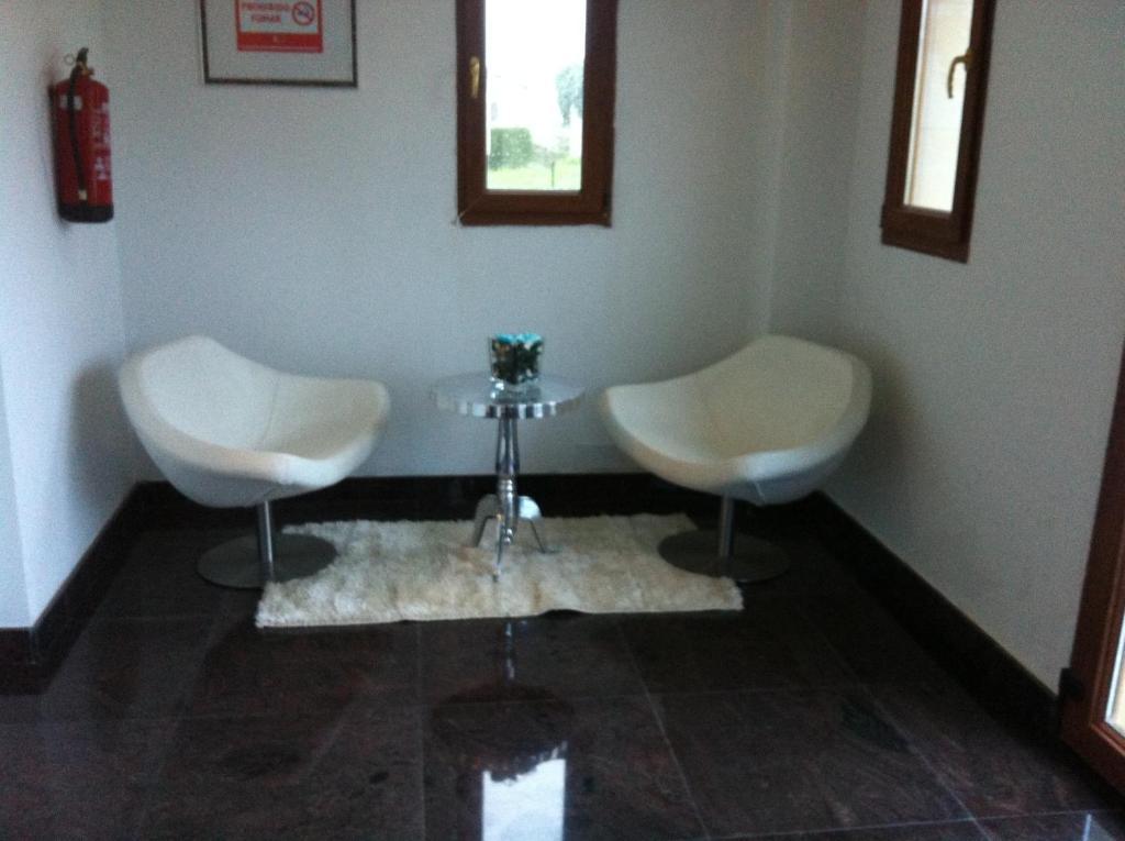 Apartamentos Turisticos Estrella Del Alemar Langre  Luaran gambar